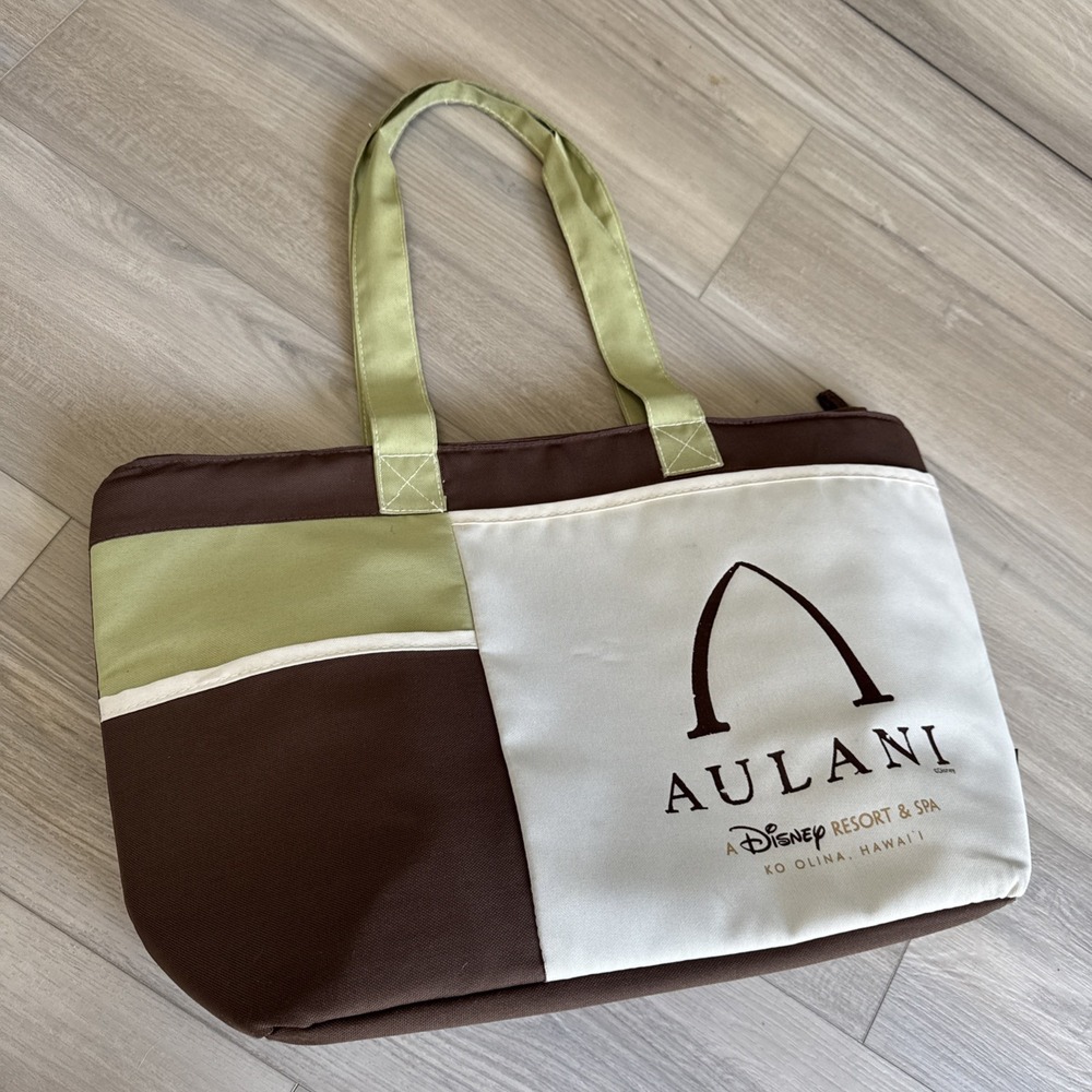 Disney Aulani Resort and Spa Hawaii Cooler‎ Tote Bag